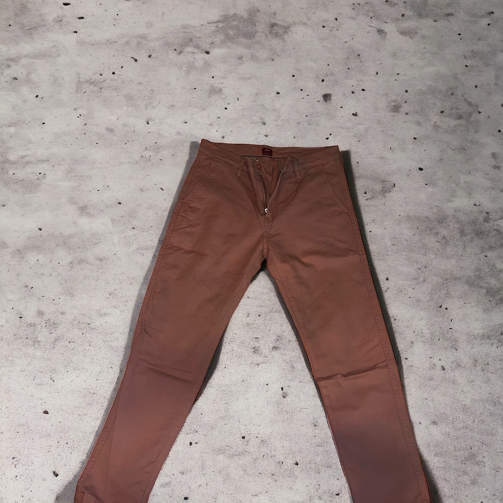 Levi’s Chinos
